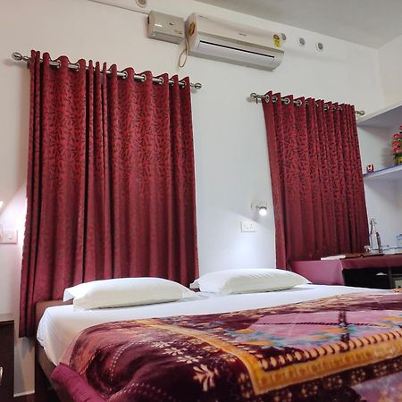 Kuttickattil Gardens Homestay Kottayam Bagian luar foto